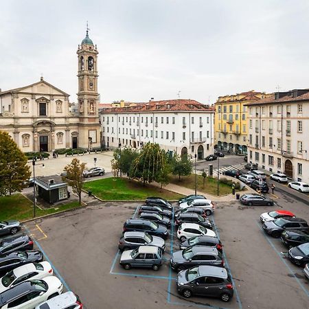 Santo Stefano Luxury Apartment Milaan Buitenkant foto