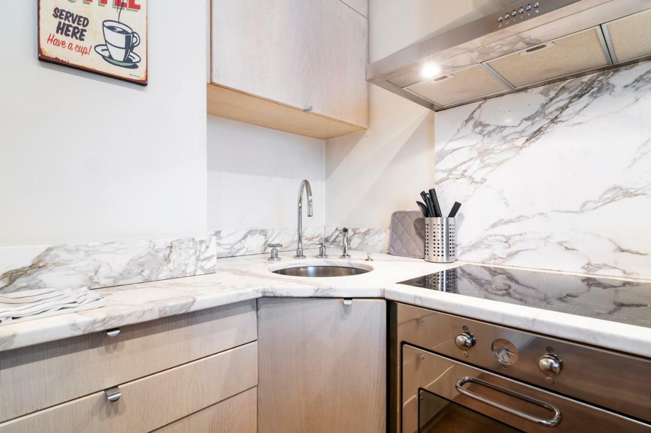 Santo Stefano Luxury Apartment Milaan Buitenkant foto