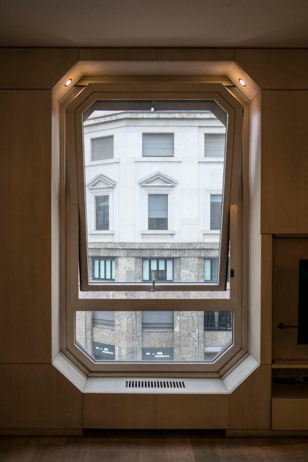 Santo Stefano Luxury Apartment Milaan Buitenkant foto