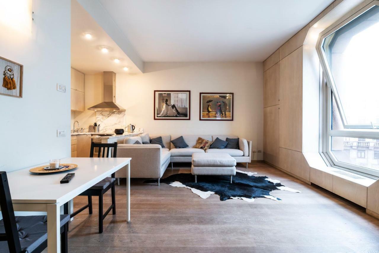 Santo Stefano Luxury Apartment Milaan Buitenkant foto
