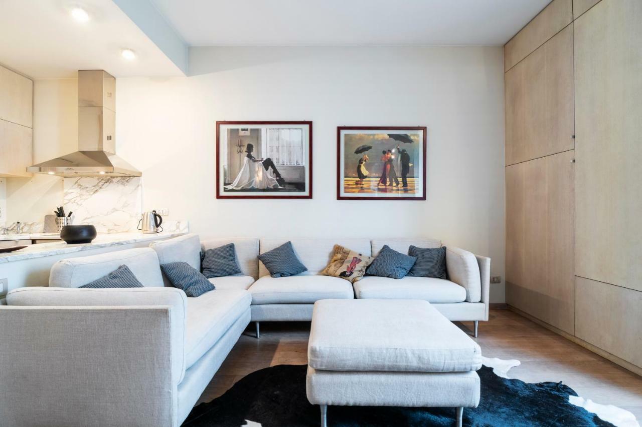 Santo Stefano Luxury Apartment Milaan Buitenkant foto