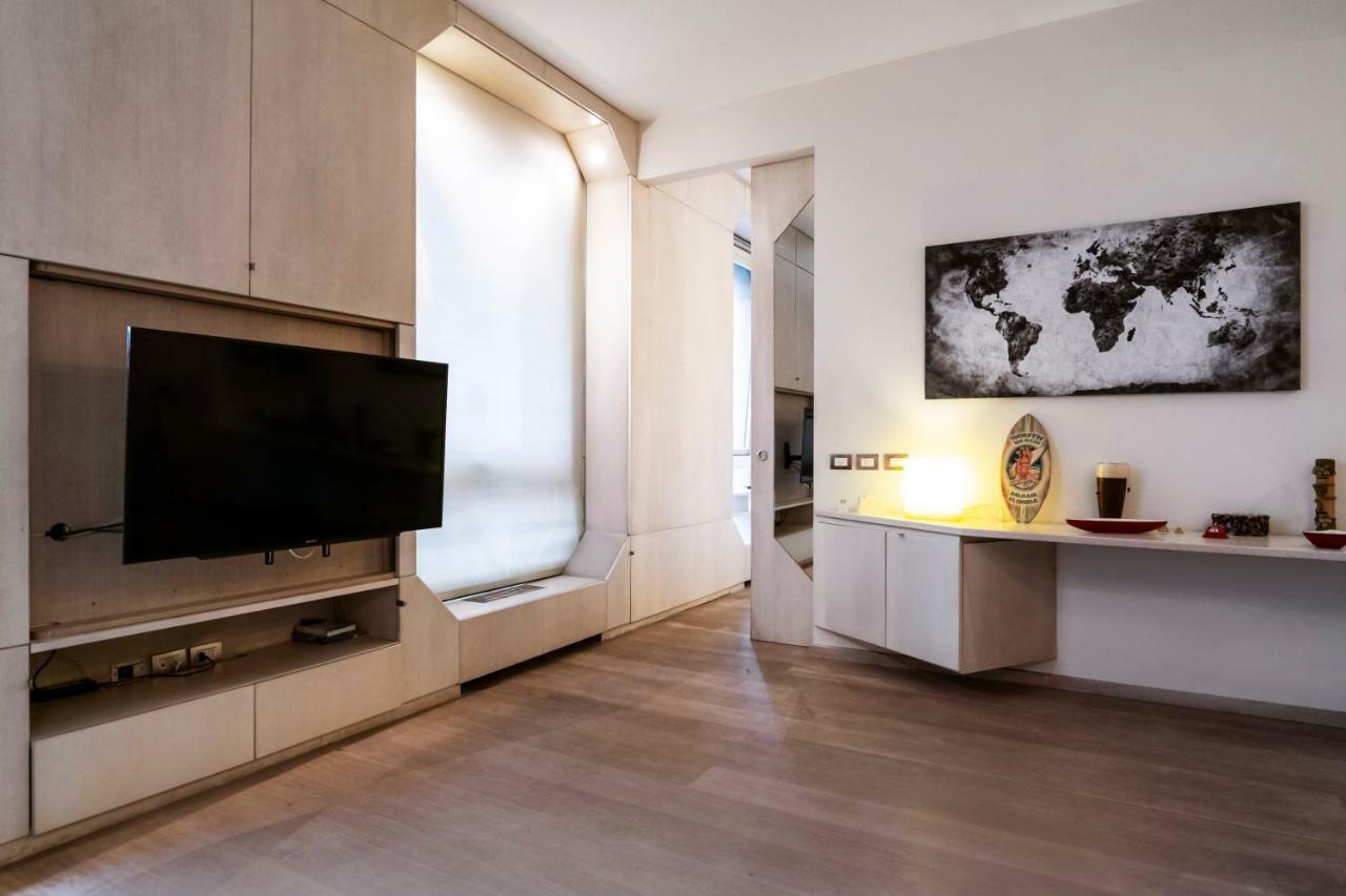Santo Stefano Luxury Apartment Milaan Buitenkant foto