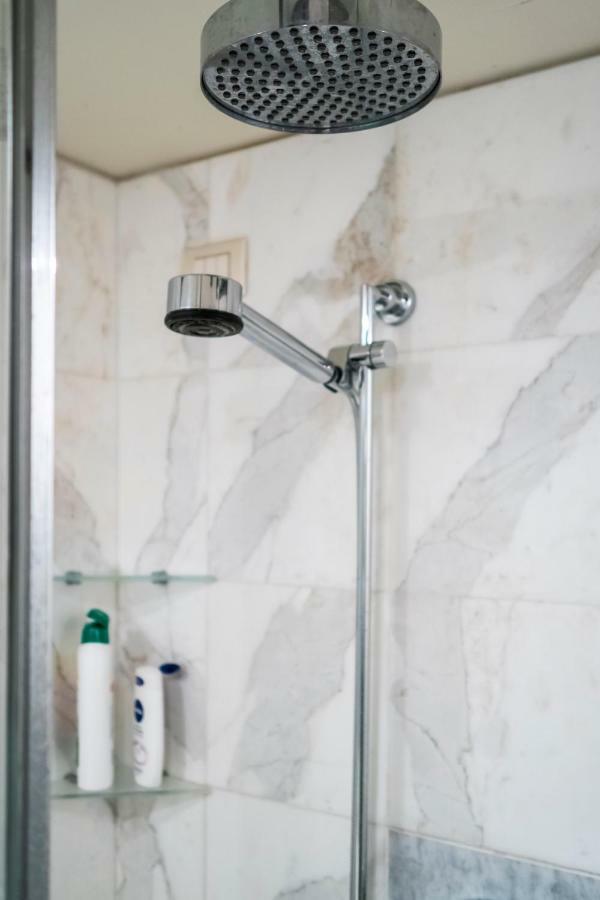 Santo Stefano Luxury Apartment Milaan Buitenkant foto
